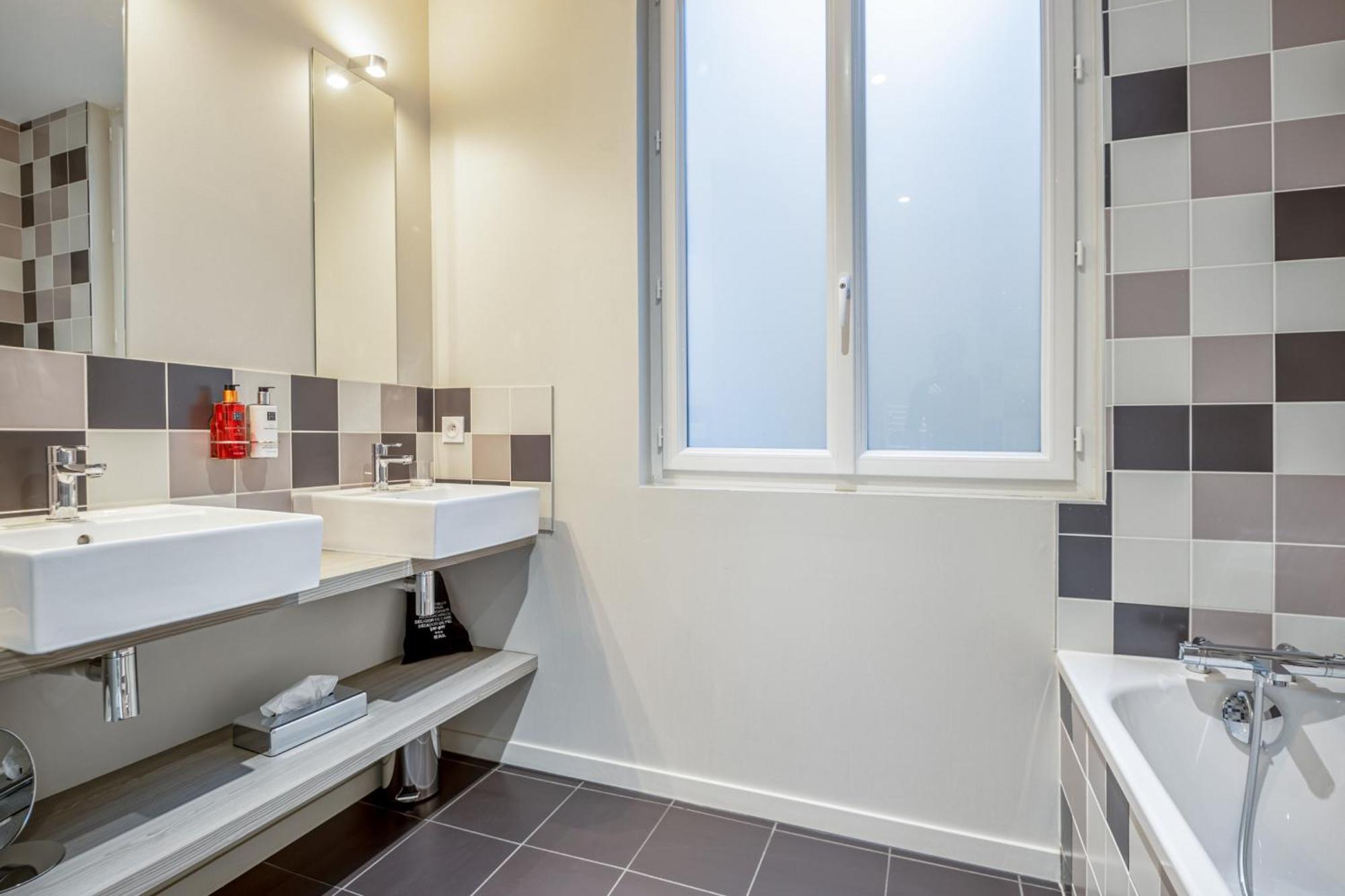 Vallier Suite N18 - Exceptional Suite In Bordeaux - Welkeys Exterior photo
